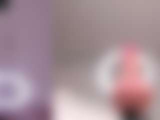Live cam show with Zoe - Fullynaked on sexytreat.net