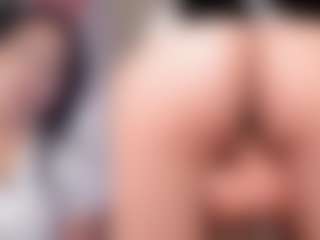 Live cam show with Zoe - Normal on Mixed Magazine Live
