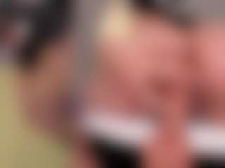 Live cam show with Zoe - Fuck Machine on Gym Cam Girls