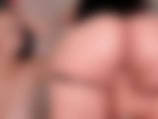 Live cam show with Zoe - Facial Piercings on Camsoda