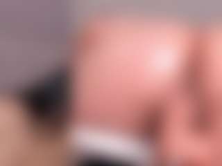 Live cam show with Zoe - Squirt Big Tits on Mixed Magazine Live