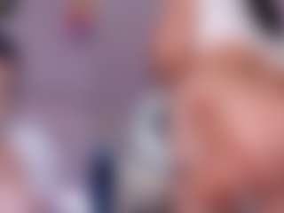 Live cam show with Zoe - Tittyfuck on 1on1-livenow