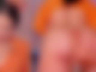 Live cam show with Zoe - Facial Piercings on SmokeAndPoke