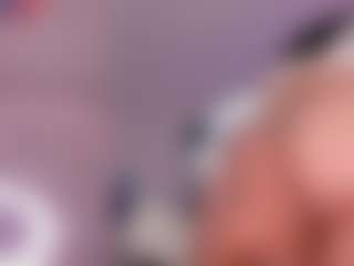 Live cam show with Zoe - Tittyfuck on CamClone