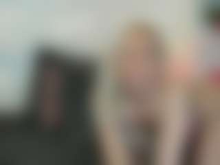 Live cam show with AdrianaRussow - Lush Mature on Hubzter Live
