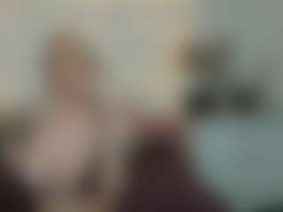 AdrianaRussow's Live Sex Cam Show