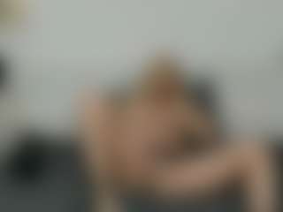 Live cam show with AdrianaRussow - Mature on CamClone