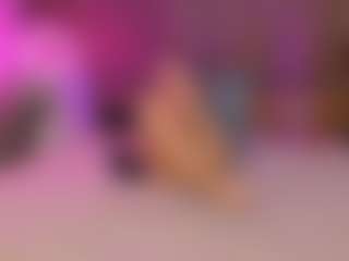 Live cam show with AdrianaRussow - Blonde Hair on madthumbs