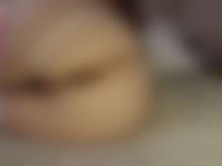 Live cam show with freyadivine22 - Red Hair Middle Aged on Uber Horny