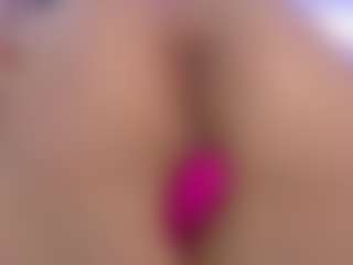 Bonnie-Whitee's Live Sex Cam Show