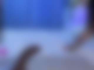 Live cam show with Bonnie-Whitee - Living Room on CSO-WL