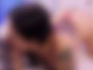 Bonnie-Whitee MILF webcam performer live streaming