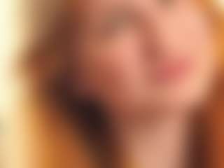 Live cam show with GlennaBolam - Body Massage on liverealitysex.com