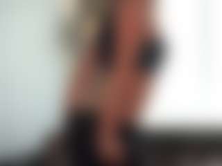 GlennaBolam's Live Sex Cam Show