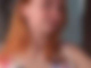 Live cam show with GlennaBolam - Camel Toe on Dolls Live