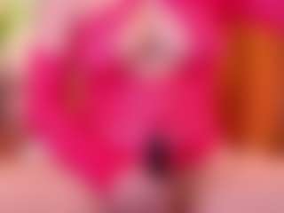 Live cam show with MaluLopez - Petite on galaxygirlnitro.com