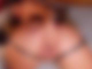 MaluLopez's Live Sex Cam Show