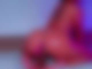 Live cam show with MaluLopez - Big Tits on Camming Site