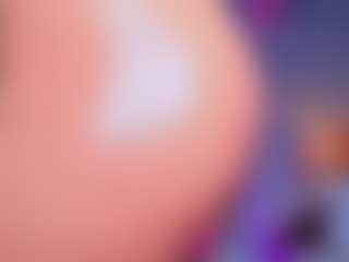 Live cam show with MaluLopez - College Curvy on Chatstar