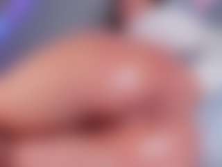 Live cam show with MaluLopez - College Curvy on https://playwithruby.com