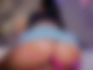 MaluLopez's Live Sex Cam Show