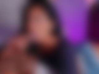 Live cam show with MaluLopez - College Curvy on Chatstar