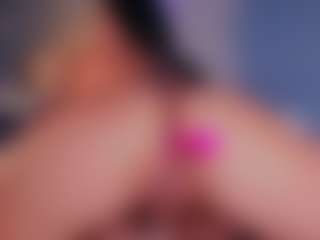 Live cam show with Malu Lopez - BBW on CamSextacy