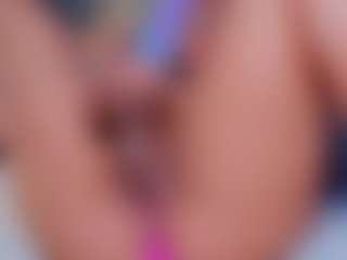 Live cam show with Malu Lopez - College Toys on Dolls Live