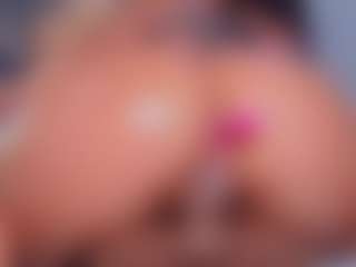Malu Lopez's Live Sex Cam Show