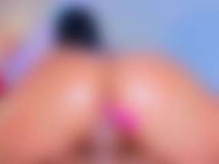 Malu Lopez's Live Sex Cam Show
