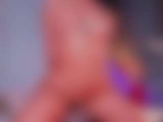 Live cam show with Malu Lopez - Butt Plug on Camsoda