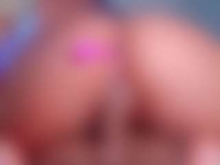 Live cam show with Malu Lopez - Brown Eyes Big Tits on Camsoda