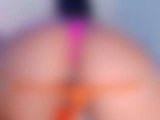 Live cam show with Malu Lopez - Foot Fetish on Nude Chat * 1 On 1 Webcam Sex * Live Cam Show