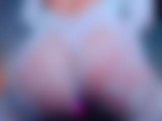 Malu Lopez's Live Sex Cam Show