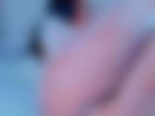 Live cam show with Malu Lopez - Control on Camsoda