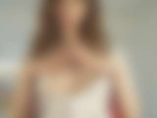 Live cam show with OttilieAlder - Average on studioflirtlive.com