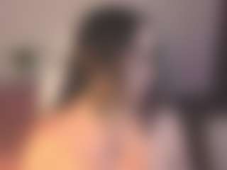 Live cam show with Renaxi-Smith - Brown Hair on 1on1-livenow