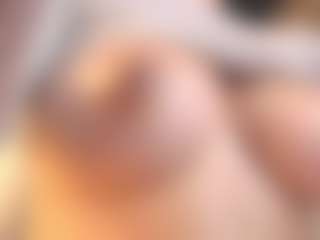 Renaxi-Smith's Live Sex Cam Show