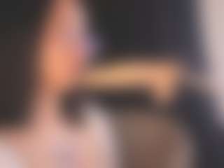 Live cam show with Renaxi-Smith - Camel Toe on sexytreat.net