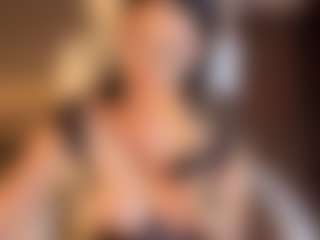 Renaxi-Smith's Live Sex Cam Show