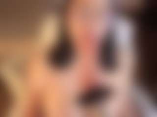 Renaxi-Smith's Live Sex Cam Show