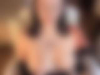 Renaxi-Smith's Live Sex Cam Show