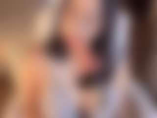 Live cam show with Renaxi-Smith - Brown Hair on Mixed Magazine Live