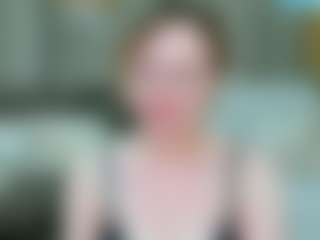 Live cam show with TeresaLins - Sweet on StripNow