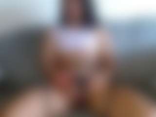 Live cam show with vanessa-aniston - Mature on friskycurves.com