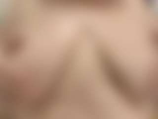 Queenmature's Live Sex Cam Show