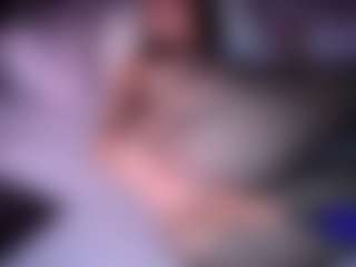 Live cam show with Vixxenn - Big Tits on CamwithHer