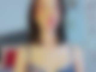 Live cam show with AryaStar - Skinny on madthumbs