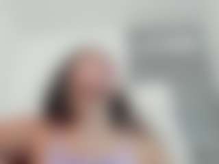 Brunettee-1