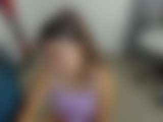 Brunettee-1's Live Sex Cam Show